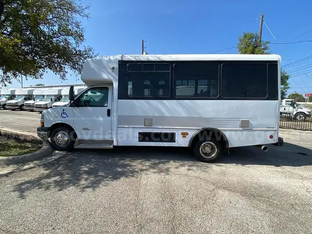 2016 Champion C4500  6.6 Duramax Transit Bus (Unit 751) Body Damage. 10 Passenger with Wheelchair Lift