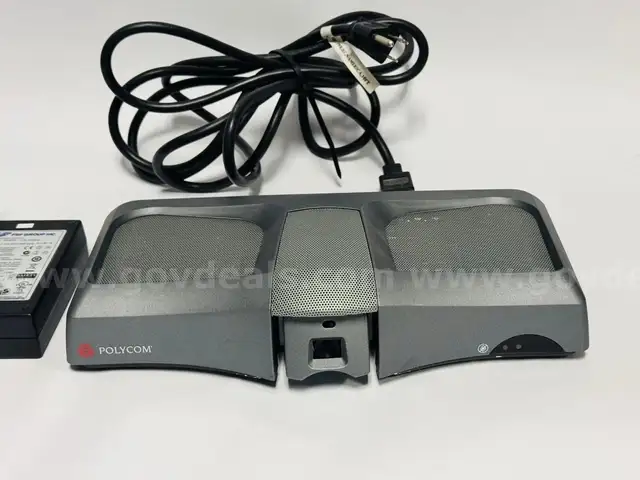 Polycom V500 Video Conference Equipment
