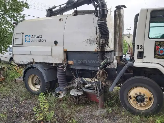 2007 Sterling SC8000