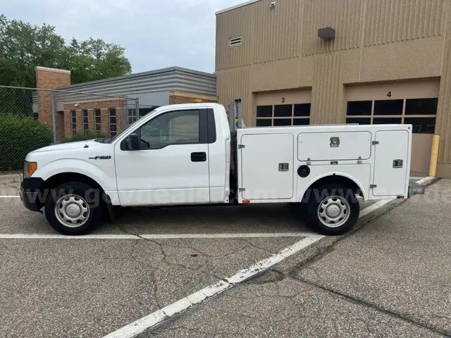 2010 Ford F-150 w/ Service Body