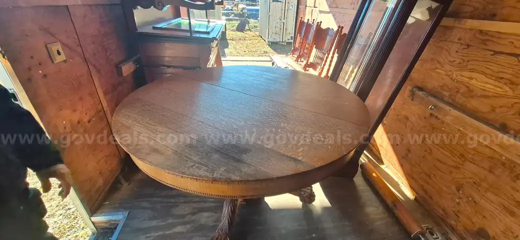 Claw foot table and 4 chairs