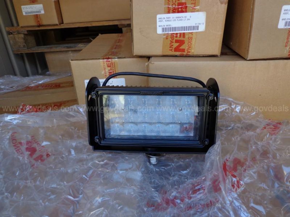 Whelen Pioneer floodlights | GovDeals