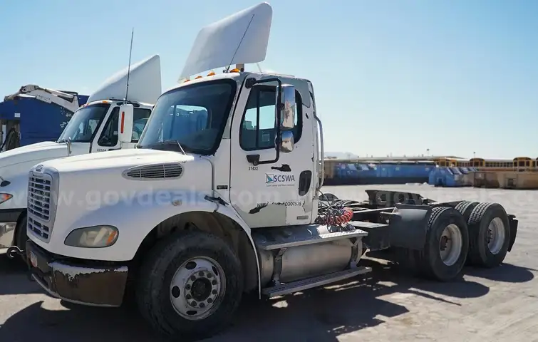 2009 Freightliner M2 112
