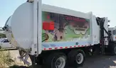 2015 Peterbilt 320