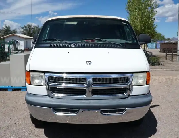 2001 Dodge Ram Wagon