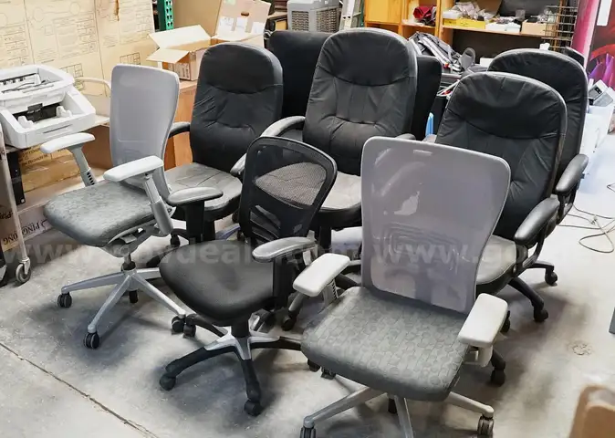 Assorted Office Chairs