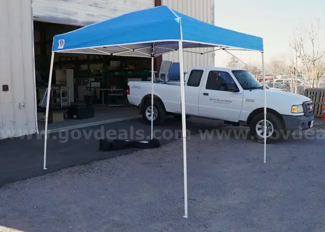Pop Up Tent
