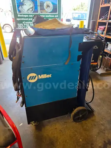 Miller Syncrowave 250 DX TIG Welder