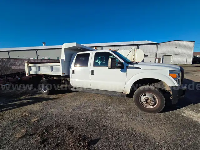 2015 Ford F-350 SD
