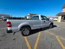 2005 Ford F-150 XL 2WD