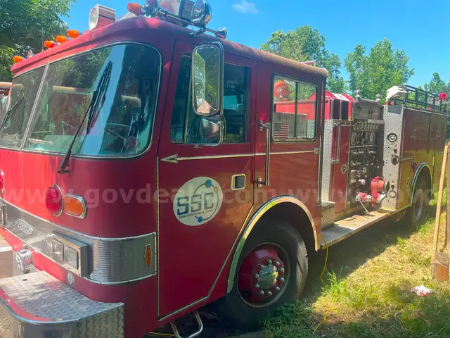 1982 Pierce Fire Engine Truck