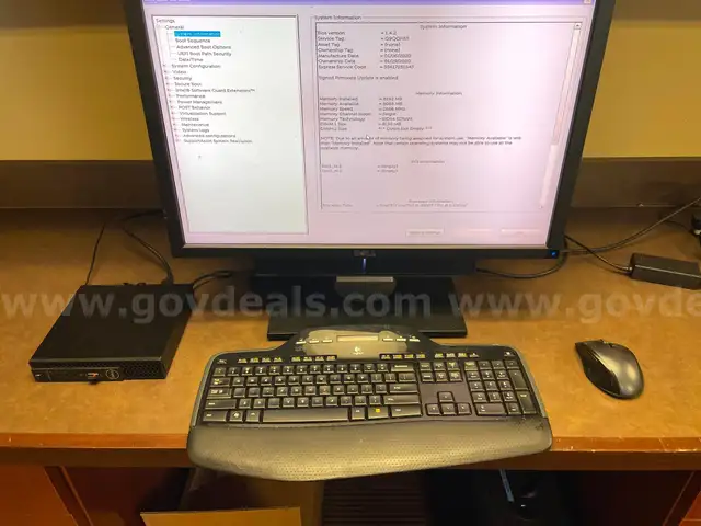 Dell OptiPlex 3060 MFF w/ Monitor