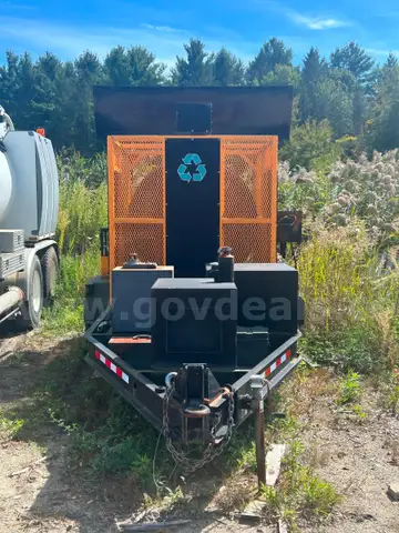 2013 KM International T 2 Asphalt Recycler