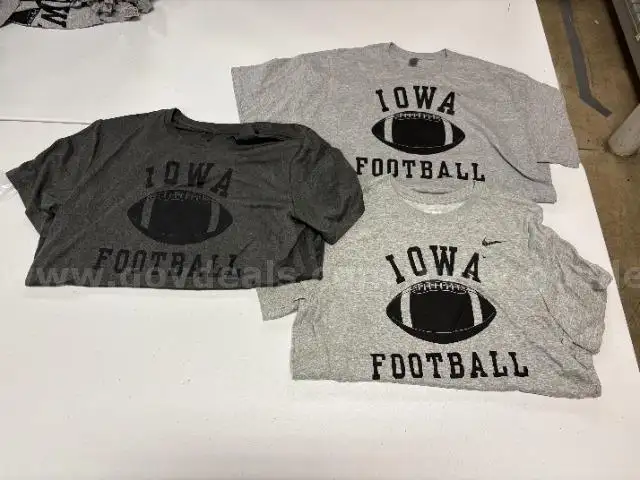 3 Iowa Nike Athletic Football T-shirt size XL
