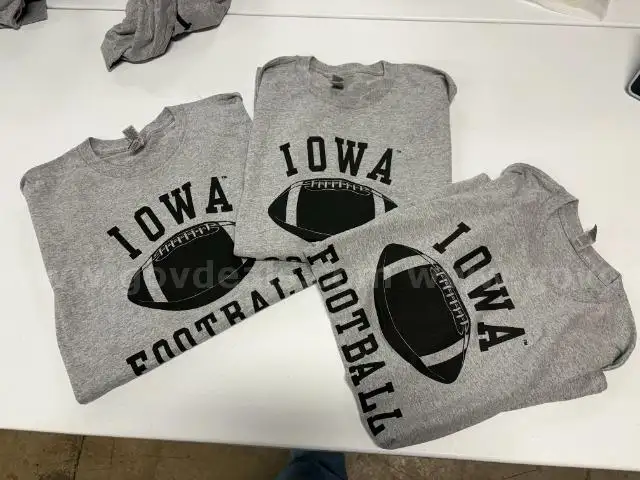 3 Iowa Nike Athletic Football T-shirt size XL