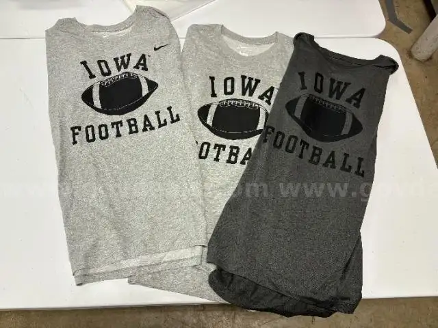 3 Iowa Nike Athletic Football T-shirt size XXL