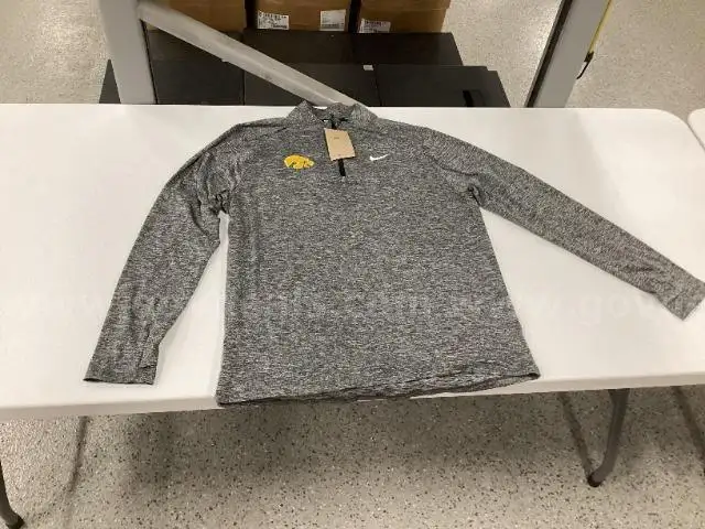 Large Nike Iowa Running Dri-Fit Quarter Zip Sweater