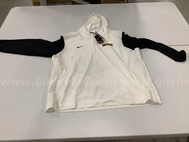 3XL White Nike Iowa Hawkeyes Sideline Half-Zip Hoodie
