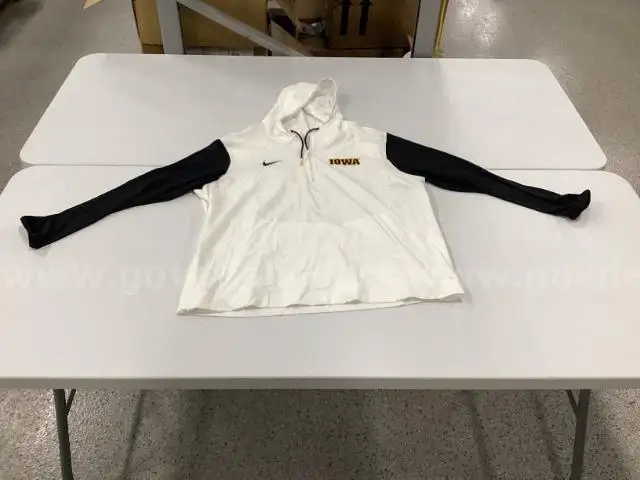 3XL White Nike Iowa Hawkeyes Sideline Half-Zip Hoodie
