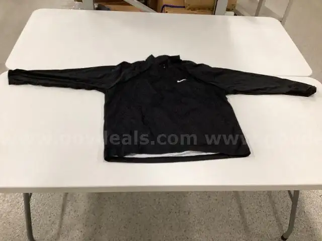 Large Black Nike Repel 1/4 Zip
