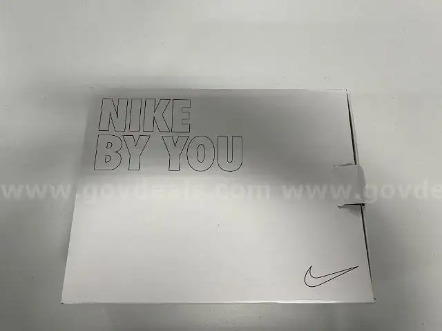 Lot of 1, Nike by Kevin, Black in color, Size: 16