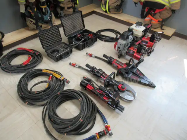 Vehicle Extrication Tools (hydraulic) TNT