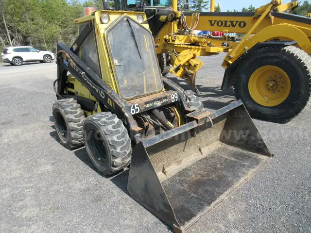 1989 New Holland Skid Steer