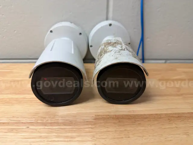 Lot of two (2) Axis P1435-LE Security Cameras
