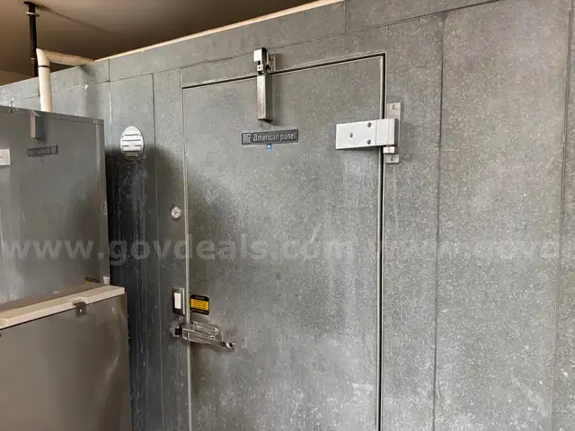 Walk-in Fridge/Freezer
