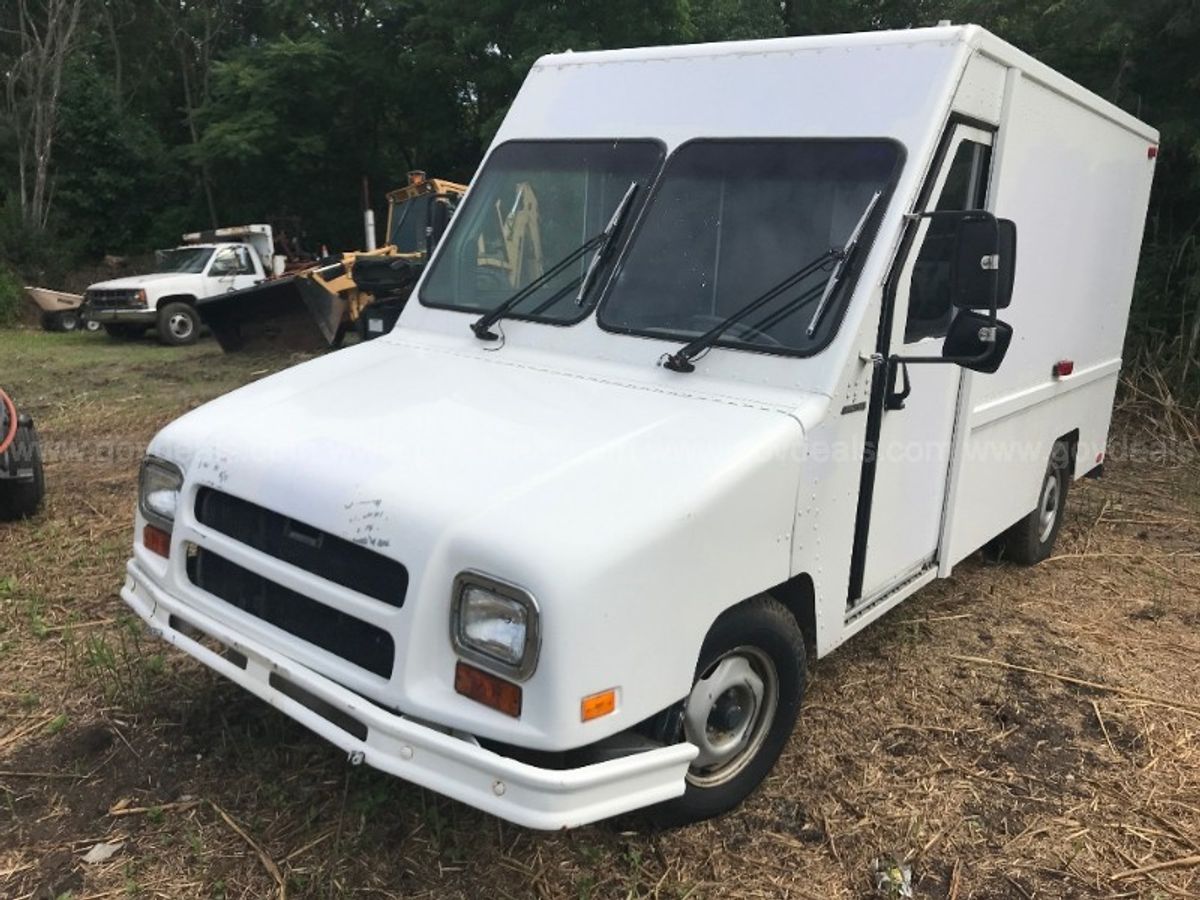 1994 UMC Aeromate Stepvan | GovDeals