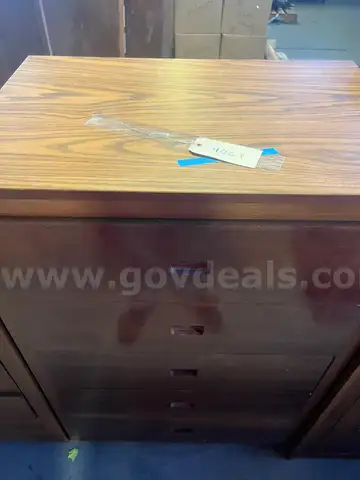 MSU Lot # 9063-Dresser