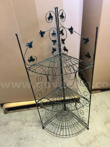 MSU Lot # 9129- 3 Tier Folding Garden Shelf