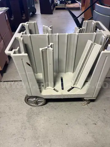 MSU Lot # 9151- Dish Caddie