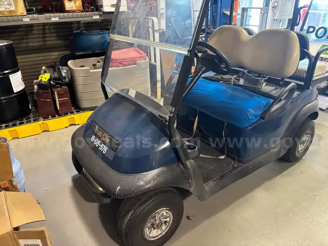 USED 2016 CLUB CAR PRECEDENT GOLF CART