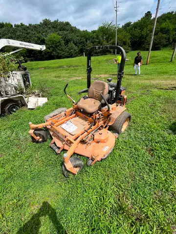 Scag STHM-23CV Mower