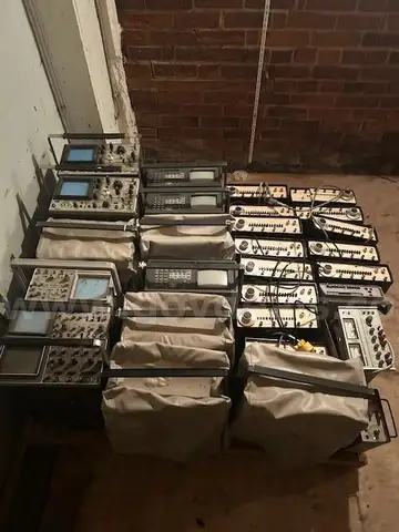 Oscilloscopes and Wave Generator Lot