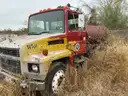 2000 Mack Water Truck