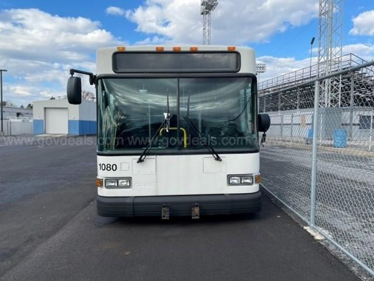 2010 Gillig Low Floor | AllSurplus