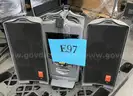 **** FENDER PASSPORT 069-1002 500-WATT PORTABLE PA SYSTEM **** (I)