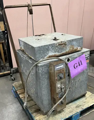 **** CRESS C-20-H ELECTRIC KILN **** (I)