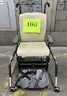 **** RIFTON R870 LARGE HI-LO ACTIVITY CHAIR **** (I)