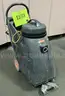 **** DAYTON WET-DRY VACUUM **** (I)