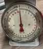 **** VINTAGE KITCHEN SCALE **** (I)