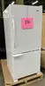 **** AMANA HOME REFRIGERATOR-FREEZER **** (I)