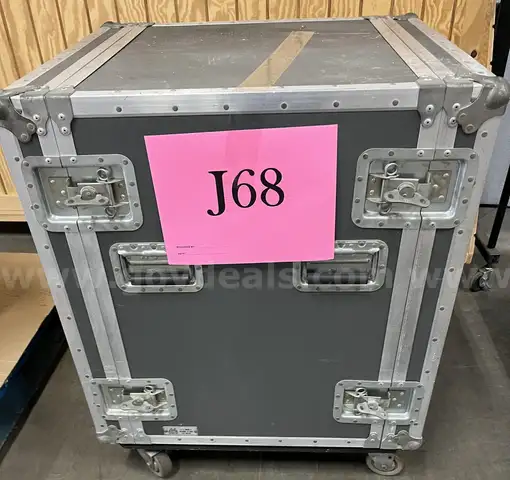 **** VINTAGE DOD 1220 RM 12 CHANNEL PROFESSIONAL MIXER EQUALIZER WITH FLIGHT CASE AND WOODEN DOLLY **** (I)