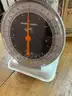 **** HEALTH-O-METER KITCHEN &#x26; CANNING SCALE **** (I)