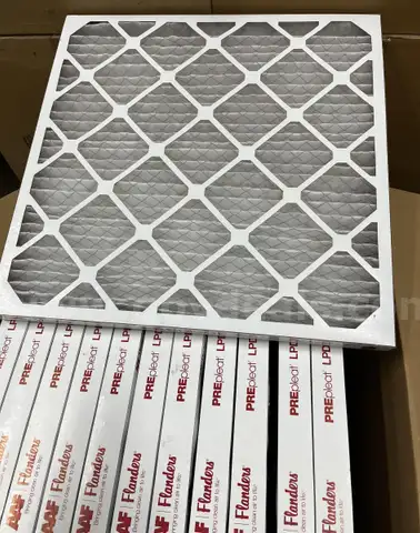 **** PLEATED AIR FILTERS 24&#x22; x 24&#x22; x 2&#x22; (1 PLT.) (ASSORTED BRANDS) (APROX. 12 FILTERS/BOX) **** (I)