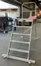 **** DSI COMMAND CENTER PODIUM WITH SKID-RESISTANT PLATFORM AND STEPS **** (I)