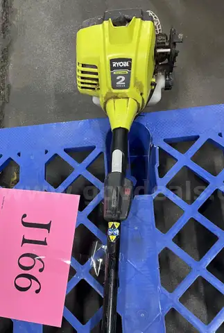 **** RYOBI FULL CRANK 2-CYCLE TRIMMER **** (I)