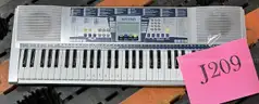 **** BONTEMPI PM-685 KEYBOARD WITH 61 PROFESSIONAL KEYS **** (I)